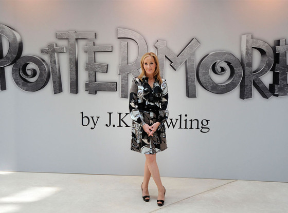 J.K. Rowling újabb Harry Potter ihlette könyvet ír