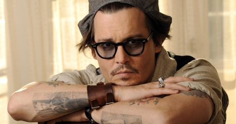 Johnny Depp hajléktalanoknak adott munkát