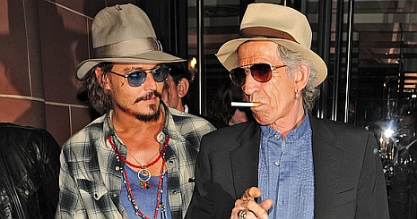 Johnny Depp remekül fest