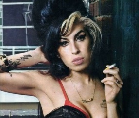 Jön Amy Winehouse új albuma!