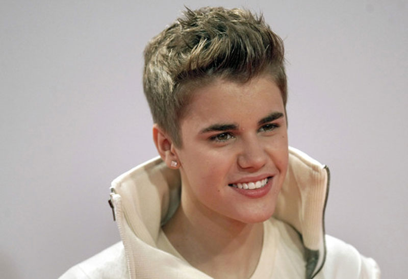 Justin Bieber: „Remekül értek a lányokhoz”
