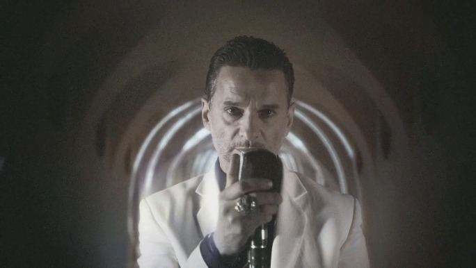 Klippremier: Depeche Mode — Heaven