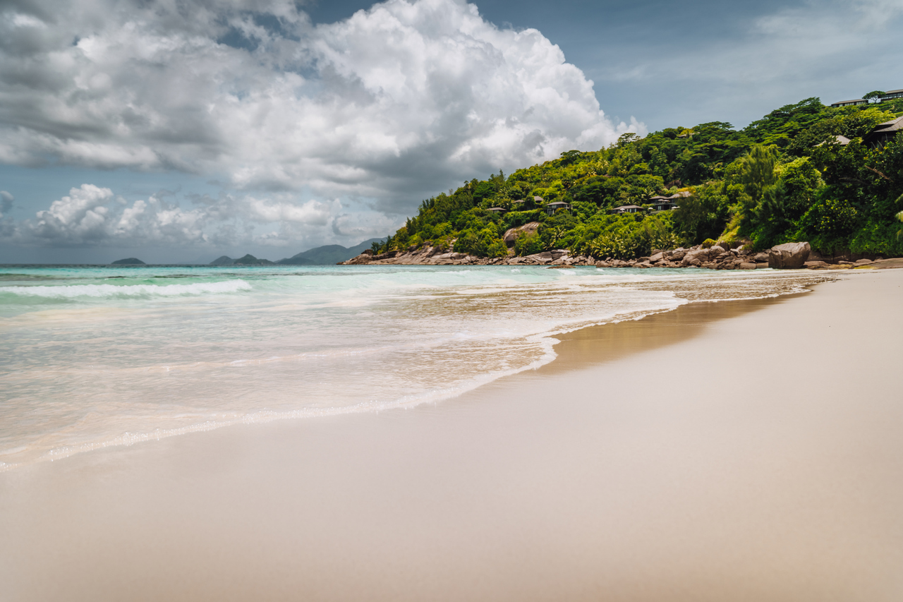 Kövessük a sztárok példáját, nyaraljunk a Seychelles szigeteken!