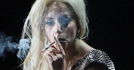 Lady Gaga drogfüggőnek vallja magát