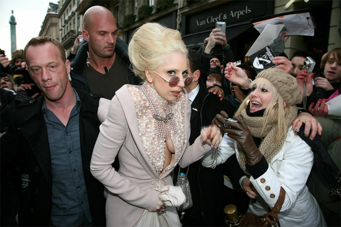 Lady Gaga koncertjét ismét elnapolták