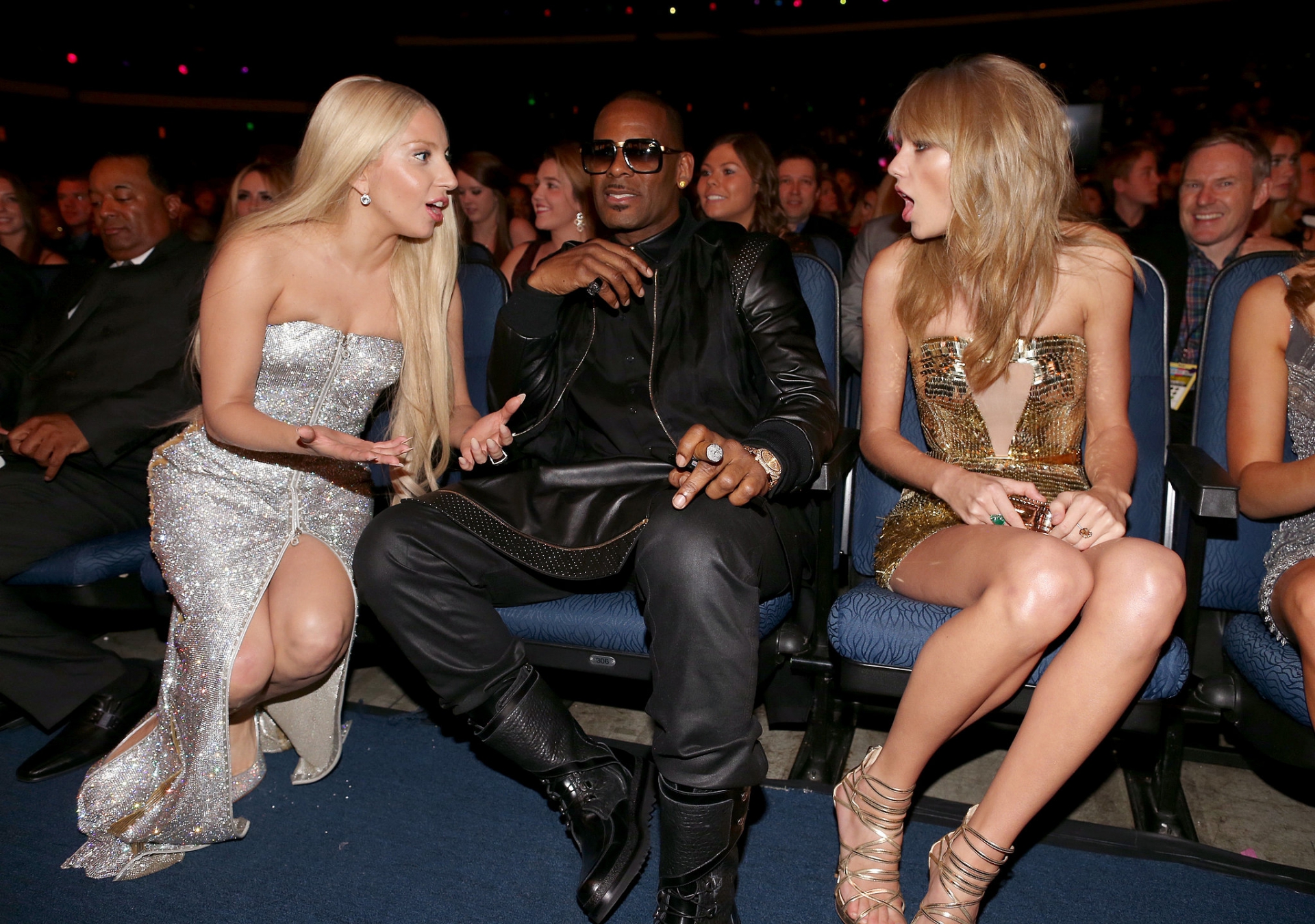 Lady Gaga párkapcsolati tanácsokat adott Taylor Swiftnek