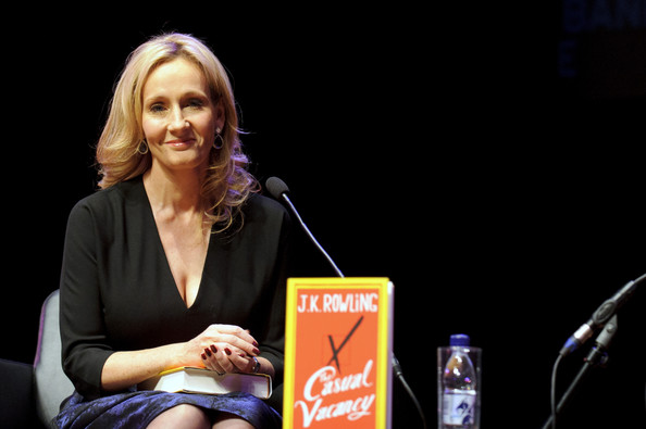 Lejárató kampány J. K. Rowling új könyve ellen?