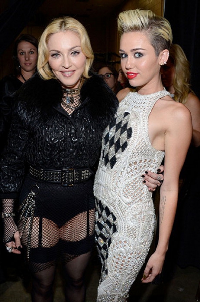 Madonnára hajaz Miley Cyrus
