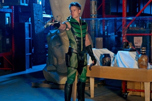 Megjelent az első kép a Green Arrow sorozatból