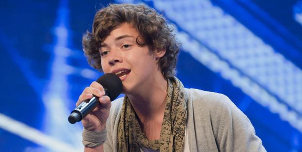 Megvált göndör fürtjeitől Harry Styles