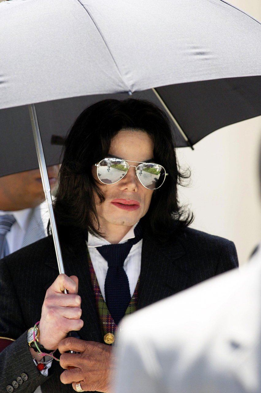 Michael Jackson hamis személyiket használt, hogy droghoz jusson