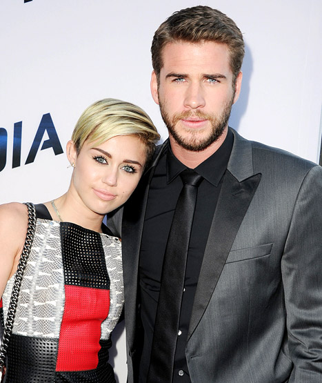 Miley és Liam ismét együtt a vörös szőnyegen