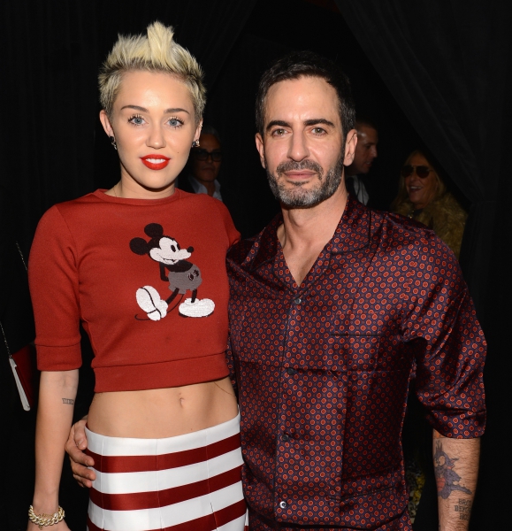 Miley Cyrus a Marc Jacobs új arca — fotók