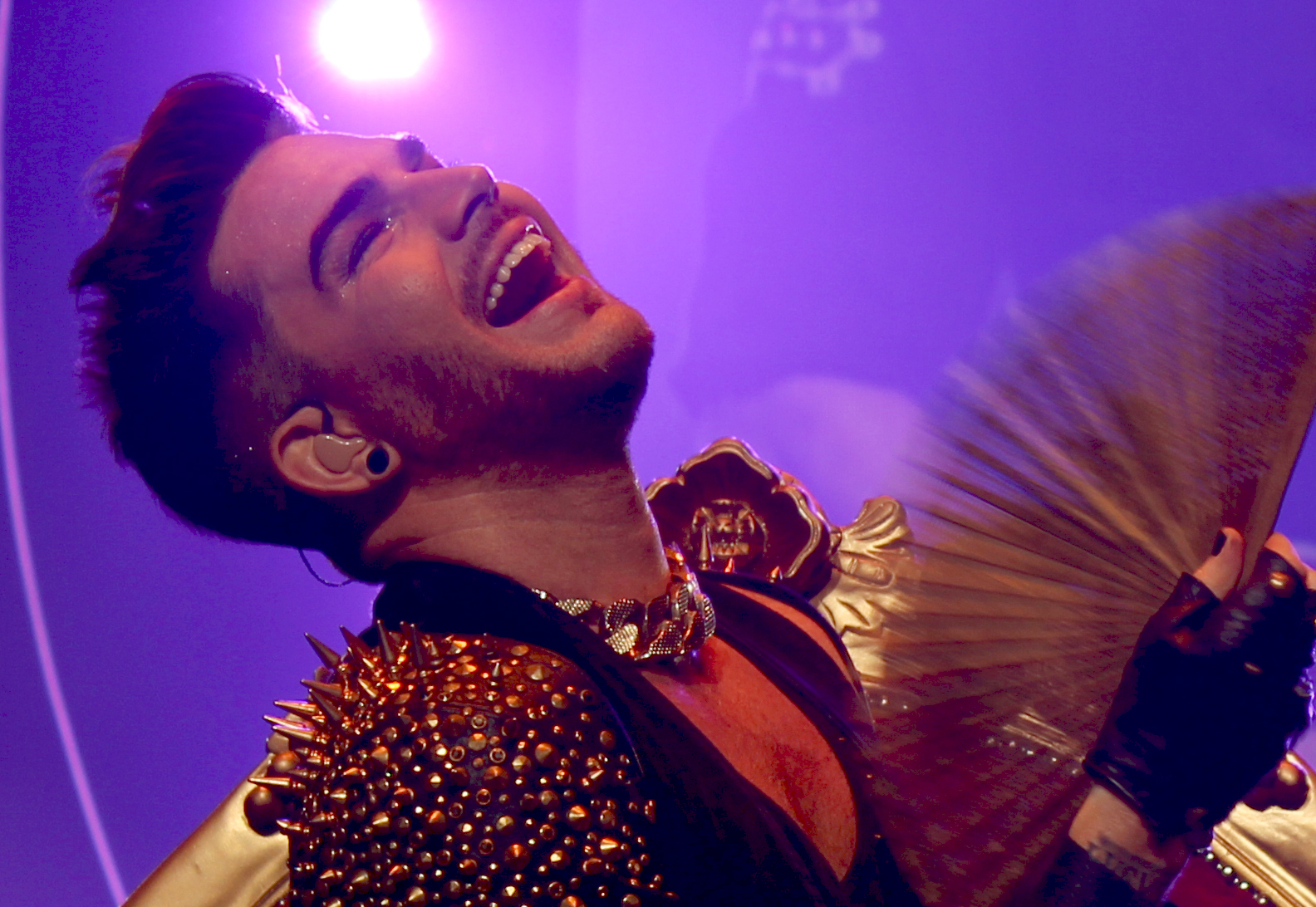 A Queen + Adam Lambert fergeteges koncertet adott Bécsben