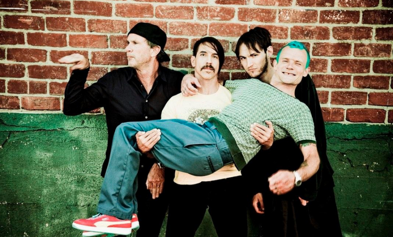 Rekordidő alatt elkapkodták a jegyeket, így kétszer áll színpadra hazánkban a Red Hot Chili Peppers