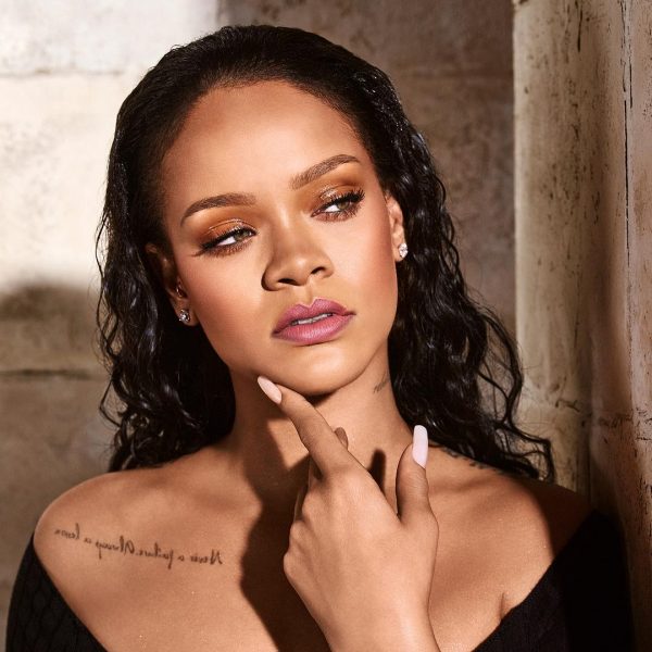 Rihanna csúnyán leoltotta rajongóját: „Nőj már fel!”