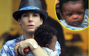 Sandra Bullock a kisfiáról beszél