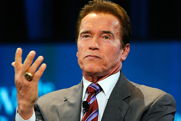 Schwarzenegger szobrot készíttet magáról