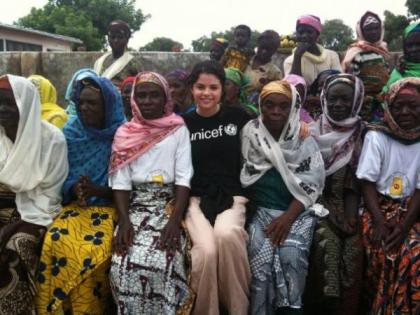 Selena Gomez ismét Afrikába látogat