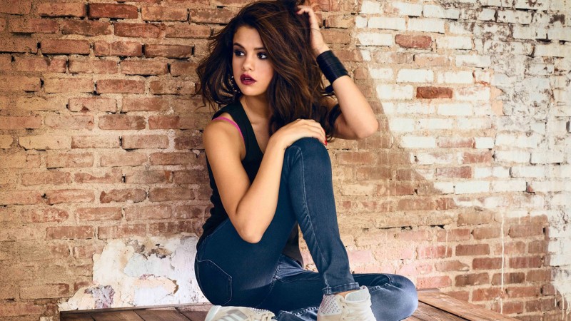 Selena Gomez nem érzi magát ducinak
