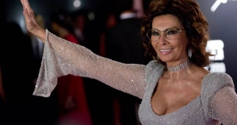 Sophia Loren ismét forgat