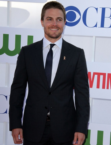 Stephen Amell unalmasnak tartja Christian Greyt