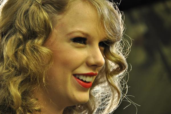 Taylor Swift szerint nem nehéz híresnek lenni