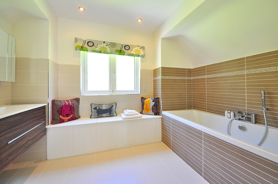 Válassz kényelmes, jól használható kádat a fürdőszobába!