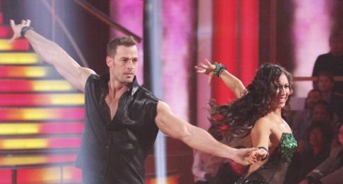 William Levy sikeresen debütált a Dancing with the Starsban